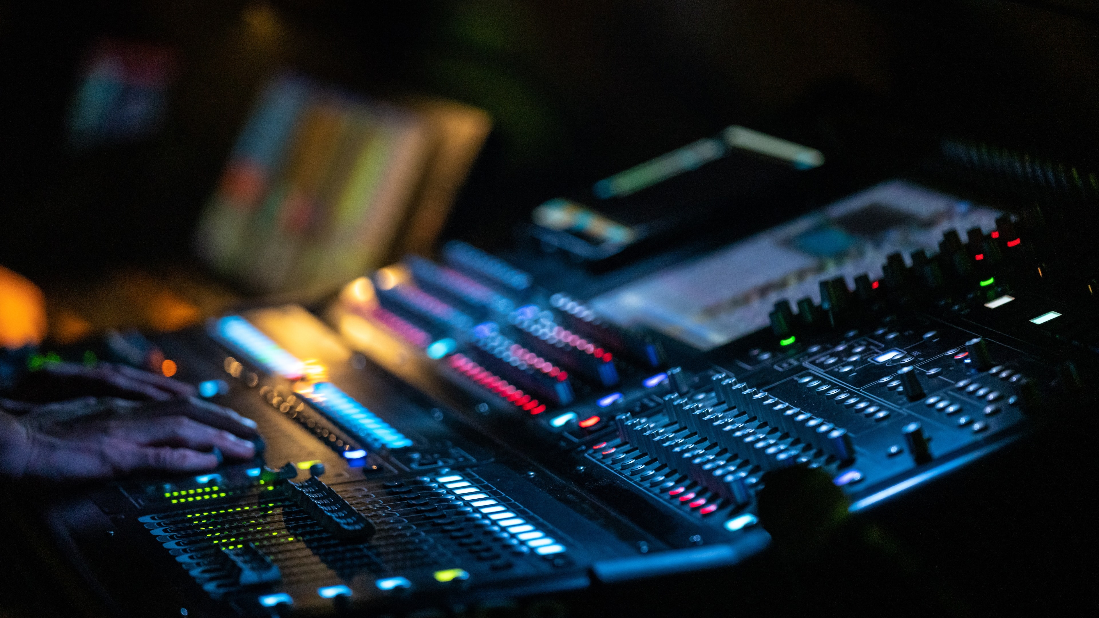 Live & Studio